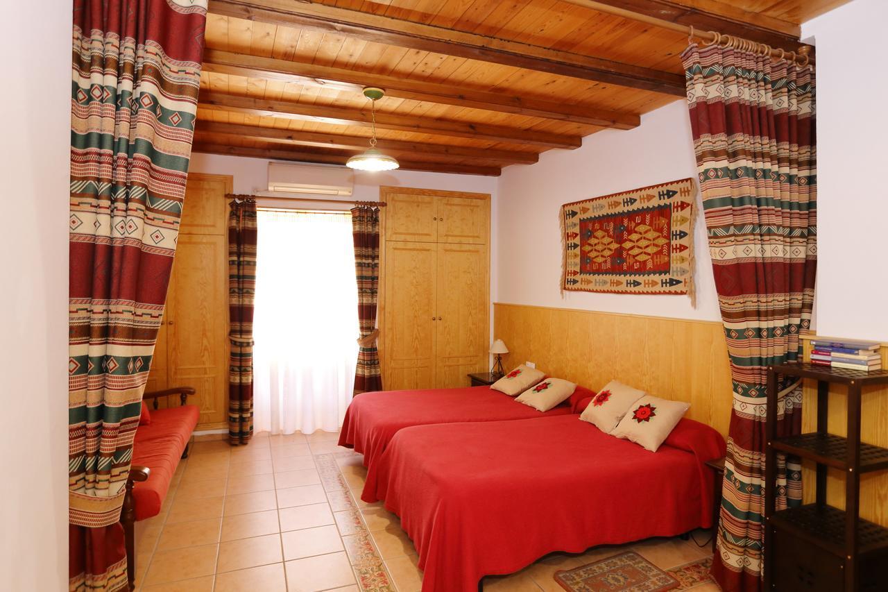 Ca Miquelet - Turistrat Guest House Albocacer Bagian luar foto