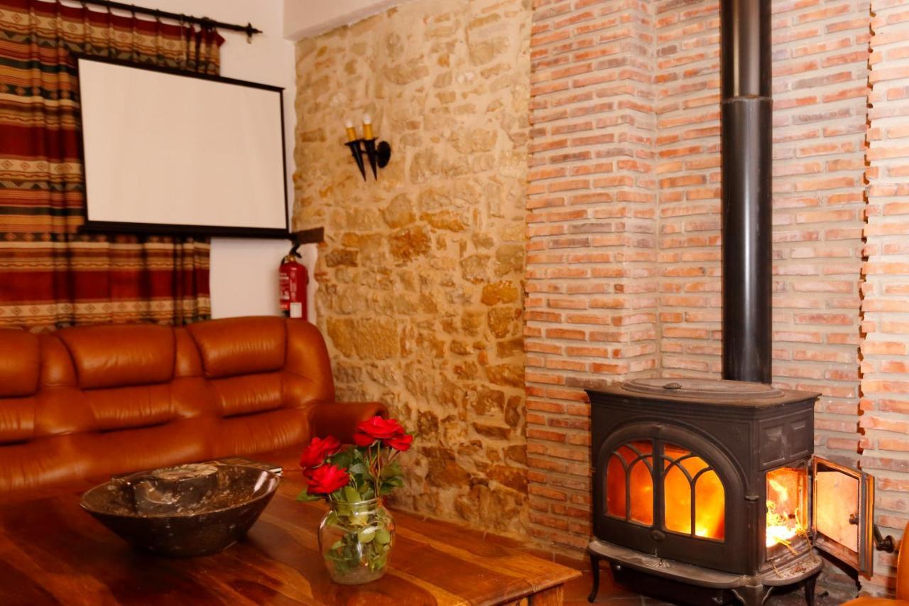 Ca Miquelet - Turistrat Guest House Albocacer Bagian luar foto